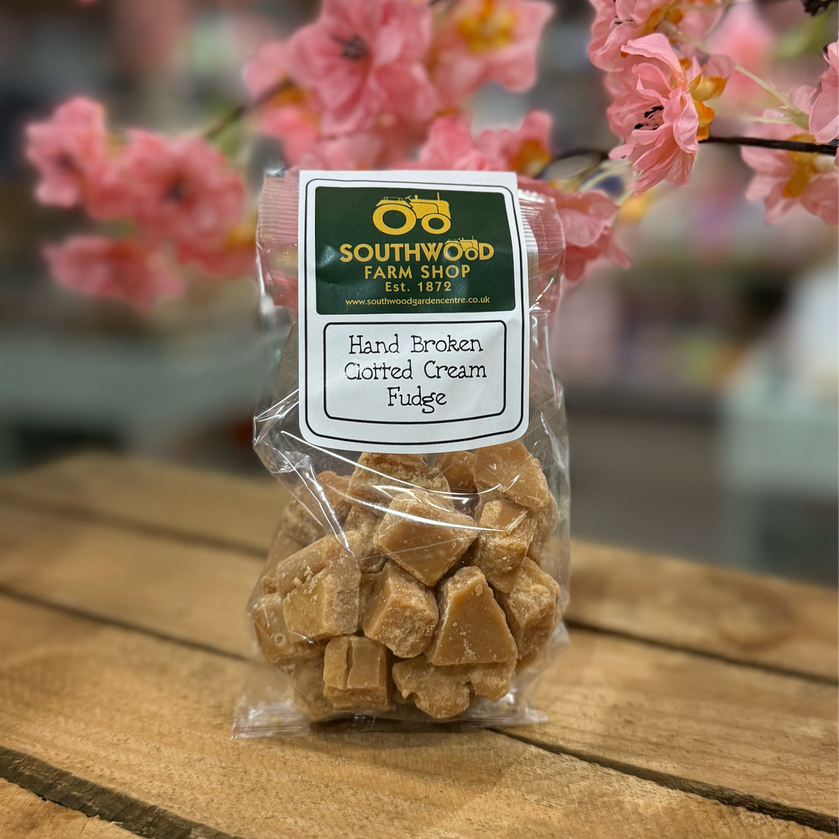 Southwood Farmshop -Hand Broken Clotted Cream Fudge Bag 150g