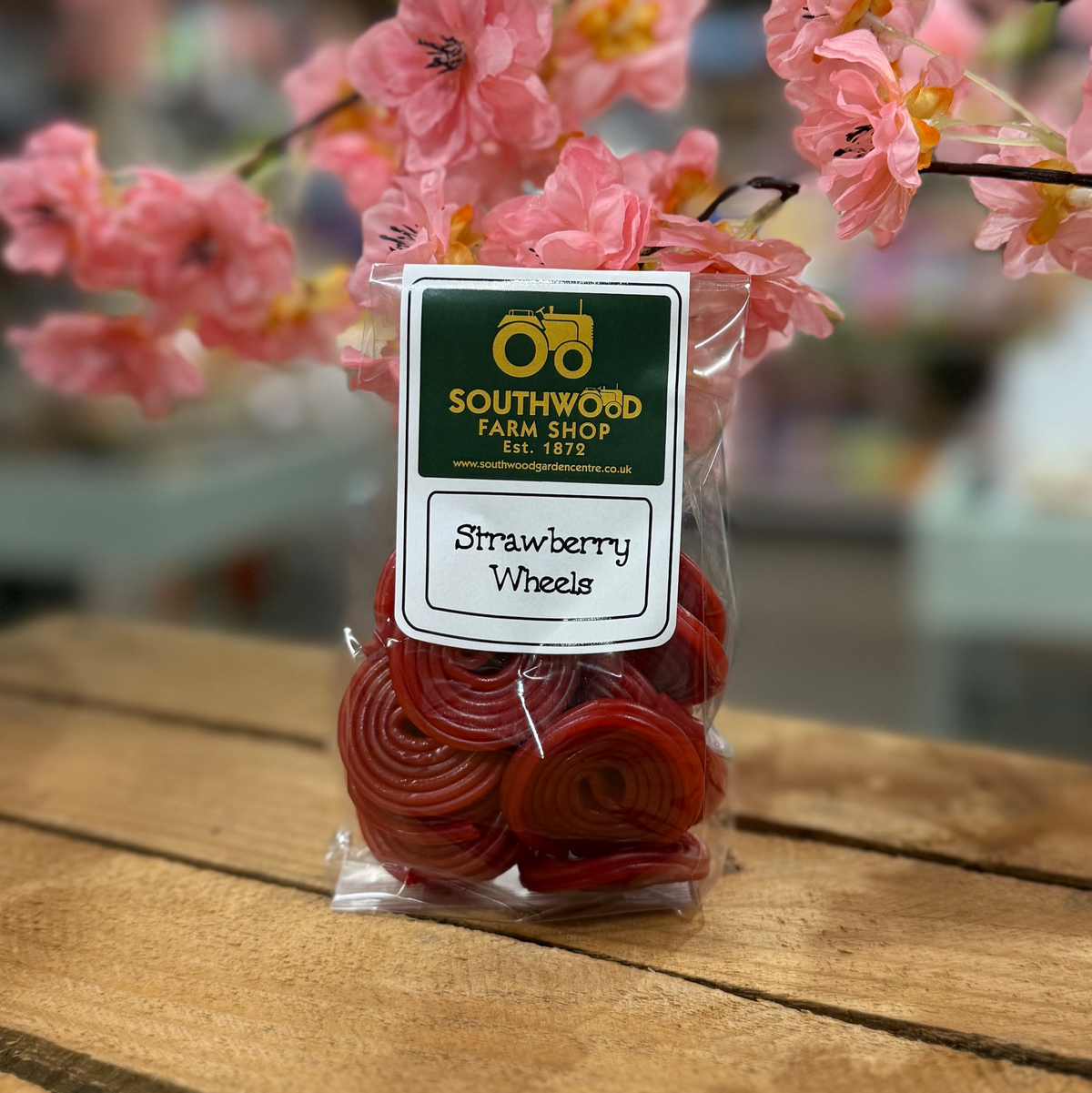 Southwood Farmshop -Strawberry Flavour Wheels Bag 115g