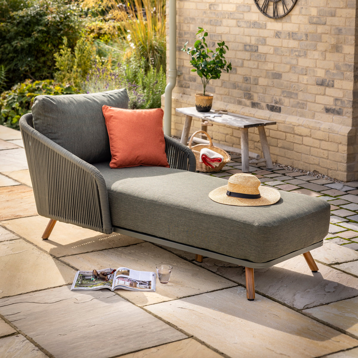Hartman - Eden Lounger Sunbed in Moss & Juniper Green Rope