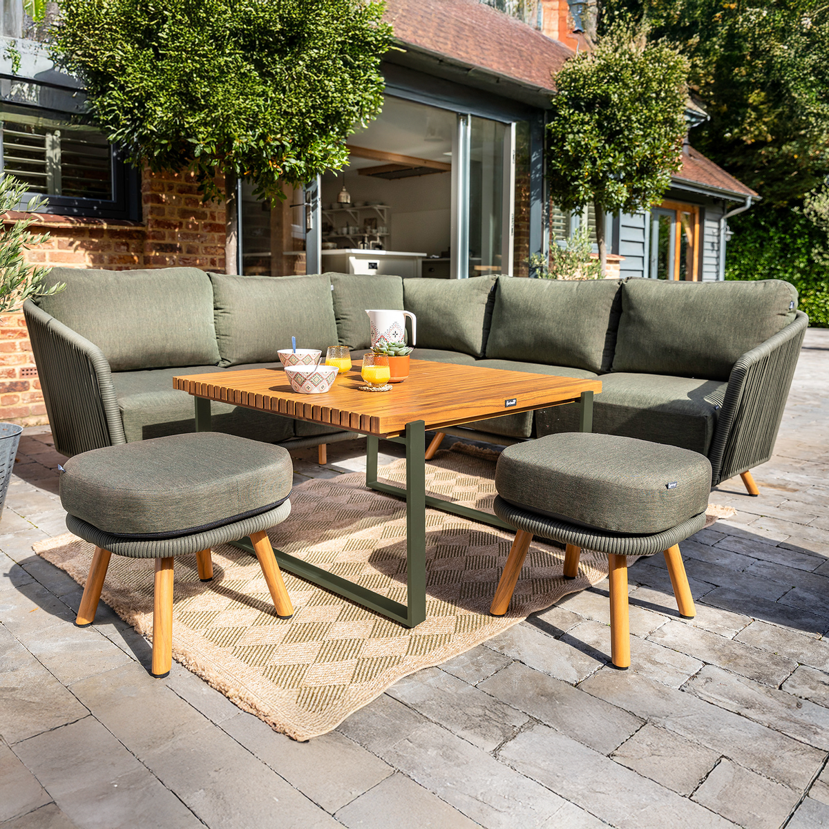 Hartman Eden Square Casual Corner Dining Set – Moss & Juniper Green Rope