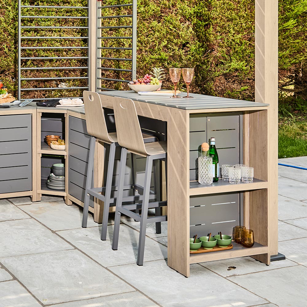 Grillstream Sanctuary Birch Deluxe Outdoor Kitchen Bar Table & Bar Stools for Outdoor Kitchen
