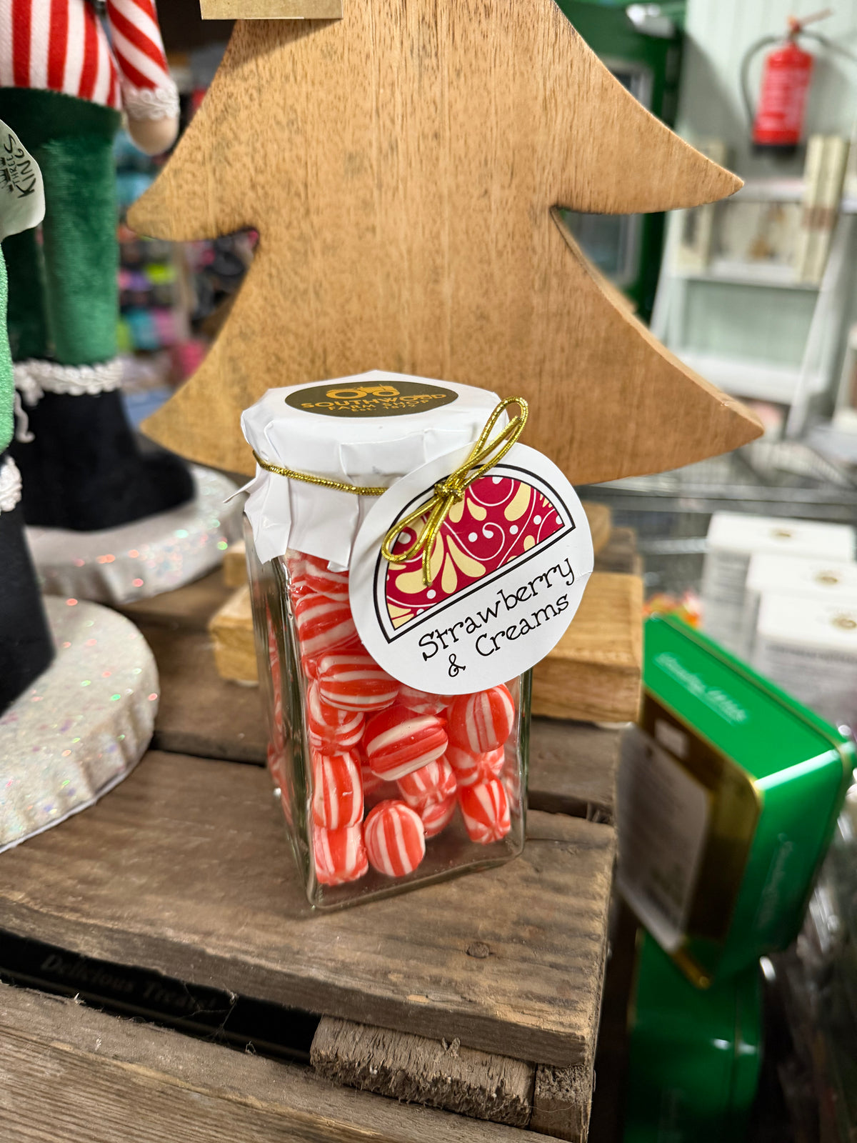 Southwood Farmshop Strawberry & Creams Jar of Sweets - 210g