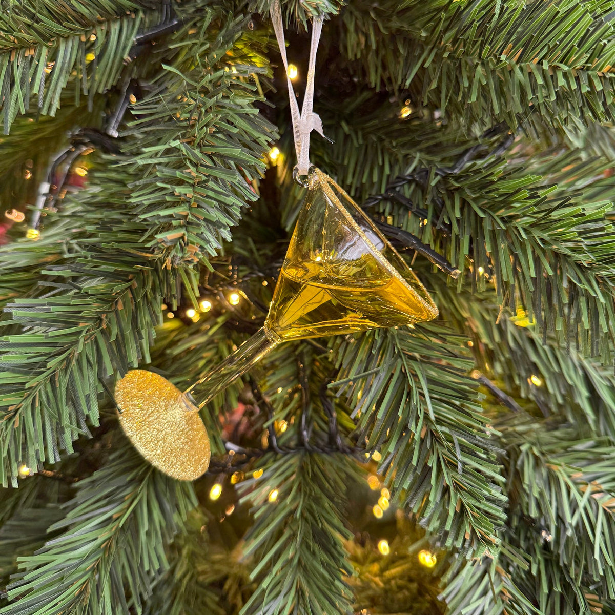 Martini Cocktail Glass Christmas Bauble Decoration with Moving Liquid