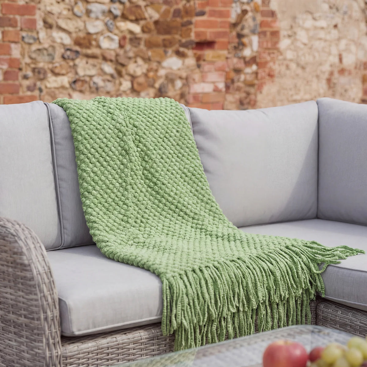LG Outdoor Verdant Green Kitted Throw