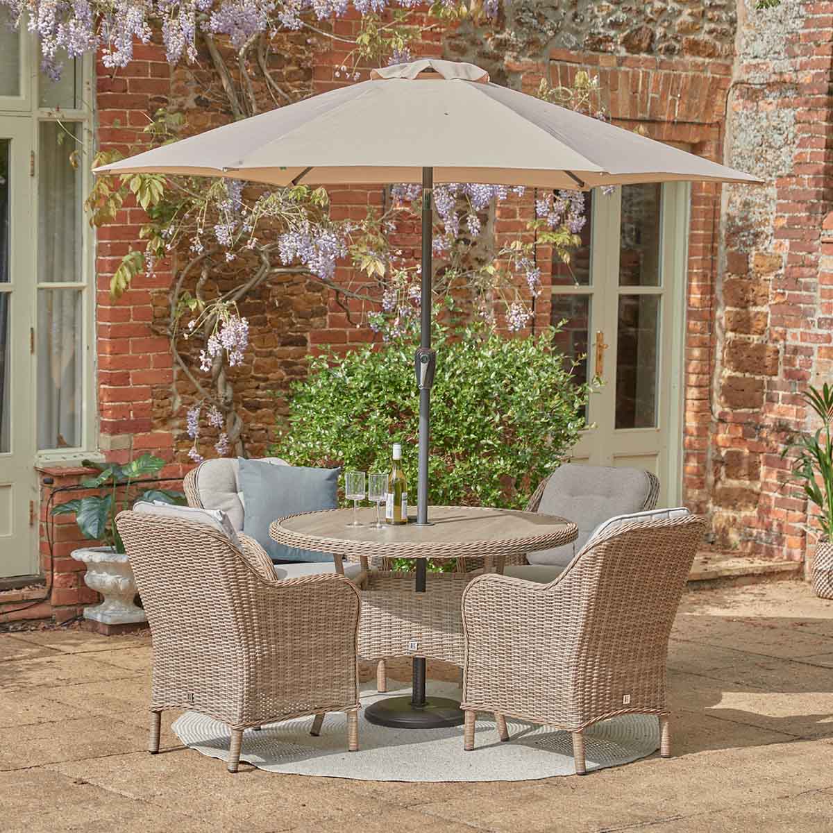 Leisure Grow - St Tropez Sand 4 Seat Dining Set with 2.5m Parasol