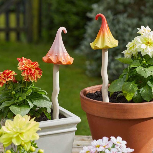 Large Wizard's Hat Mushroom Garden Stake - 35cm