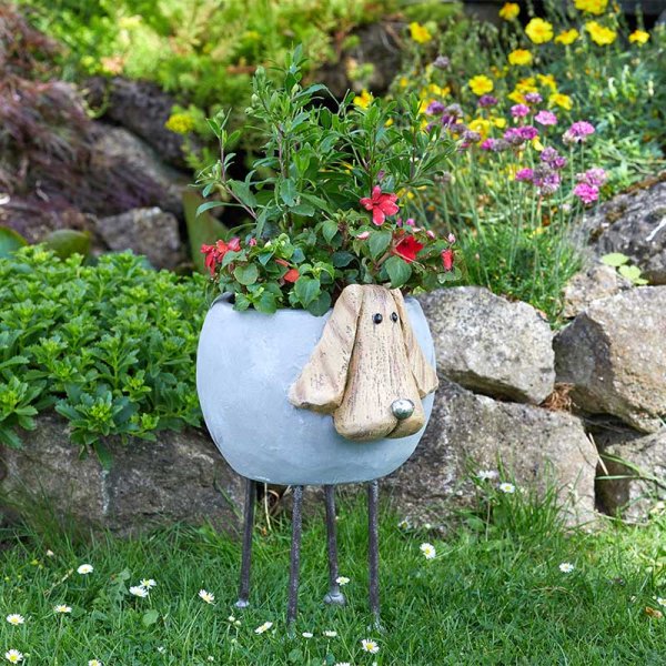 Woodstone Dog Planter with Legs