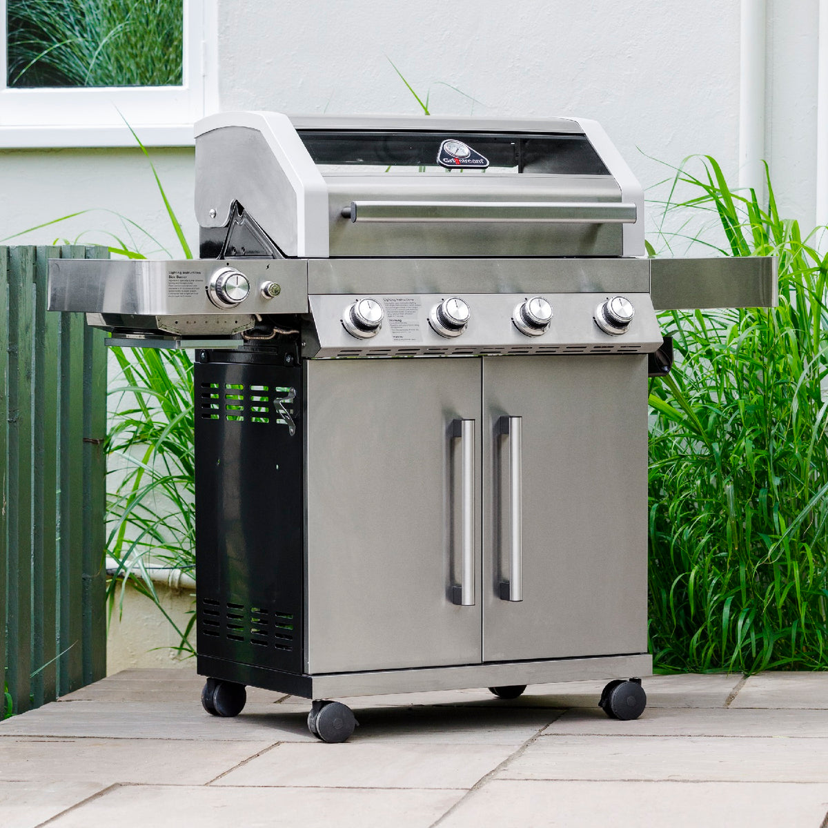 Grillstream Gourmet 4 Burner Barbecue / BBQ Gas Powered Hybrid with Side Burner