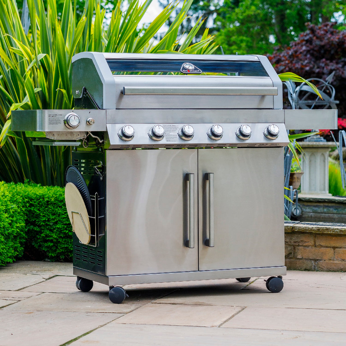 Grillstream Gourmet 6 Burner Gas Powered Hybrid BBQ / Barbecue with Steak Shelf