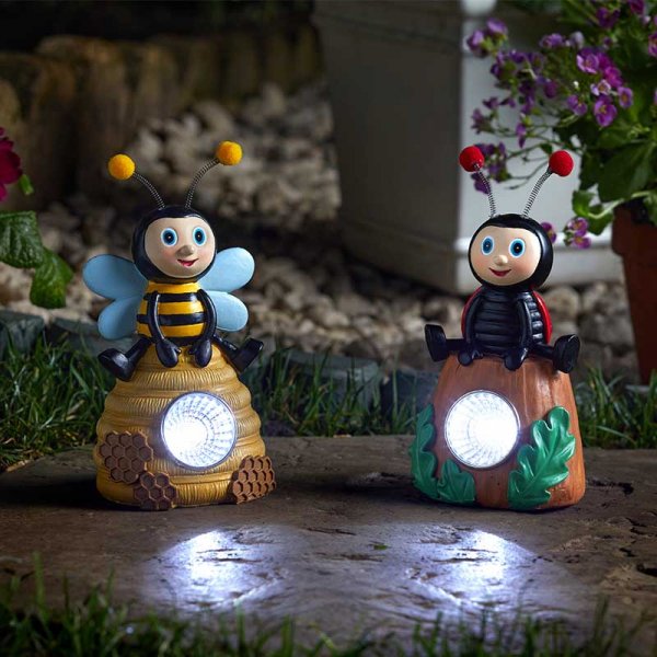 Smart Solar - Beez & Bugz Solar Powered Light Up Spotlight – Southwood ...