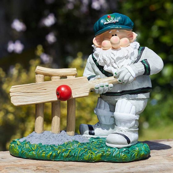 Elvedon Figurines Wicket Wilf cricket Garden Gnome Ornament