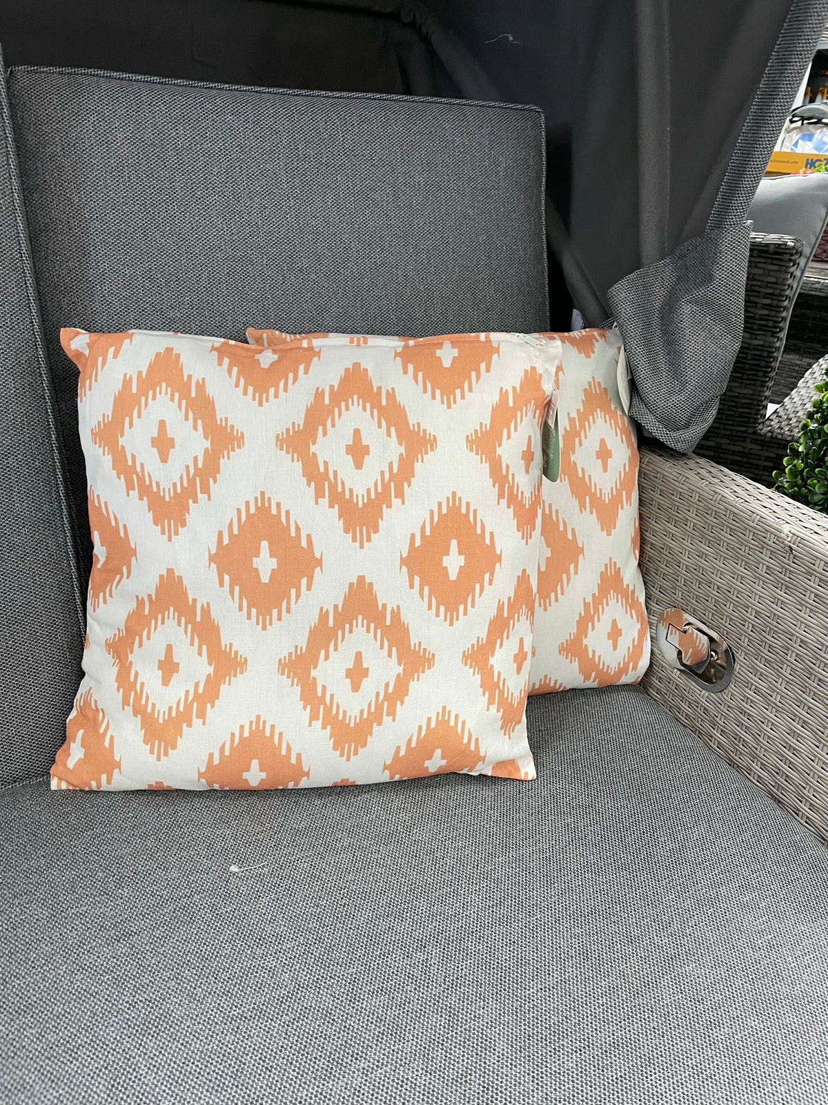 LG Outdoor Ikat Diamond Garden Furniture Scatter Cushion