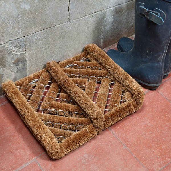 Muck Off! WireBrush Boot / Shoe Scraper - 30 x 32cm
