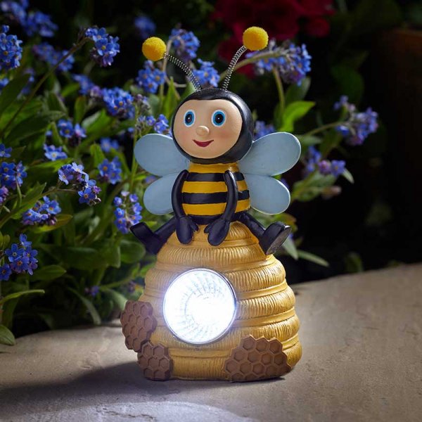 Smart Solar - Beez & Bugz Solar Powered Light Up Spotlight – Southwood ...