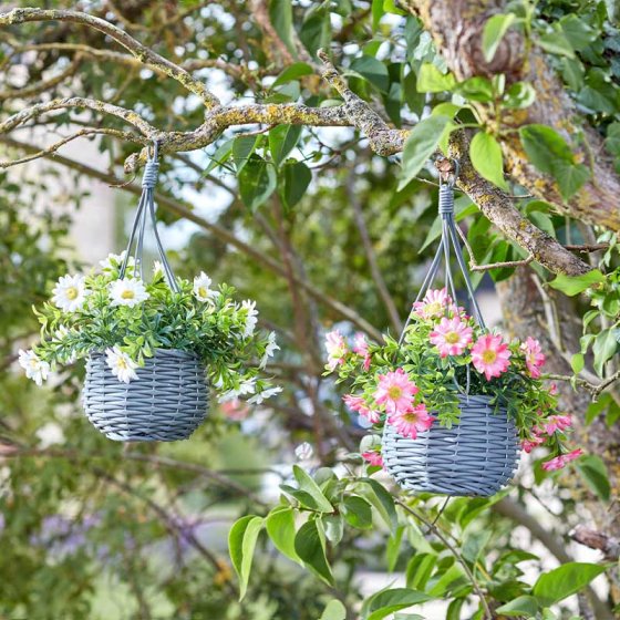 Basket Bouquets Indoor / Outdoor Hanging basket