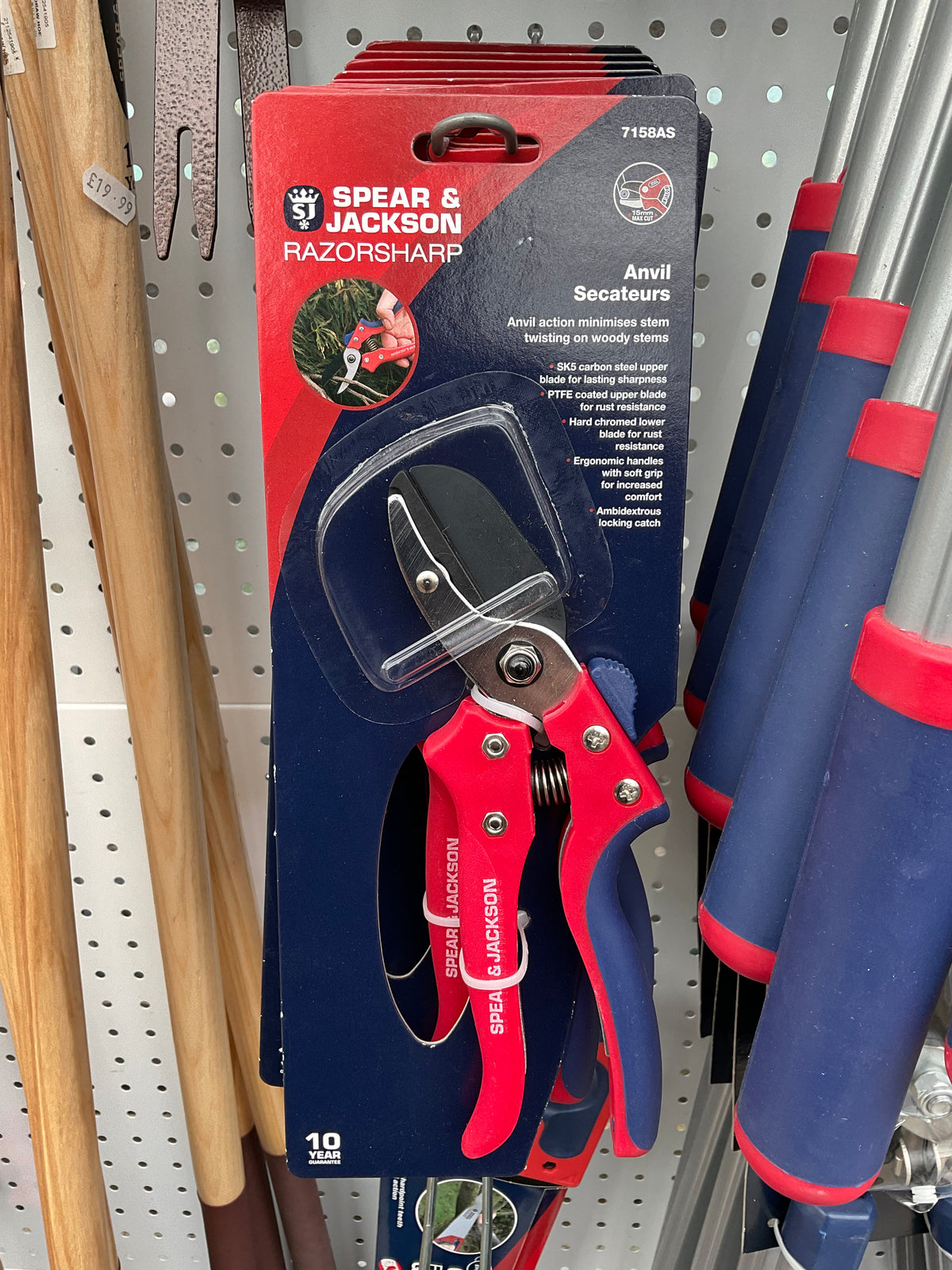 Spear & Jackson Medium Bypass Secateurs